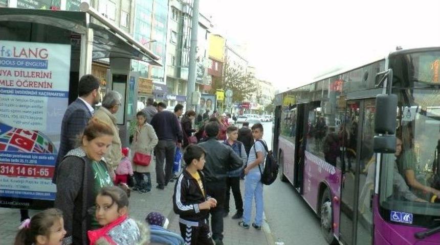 İett Şof&ouml;r&uuml; Darp Edildi