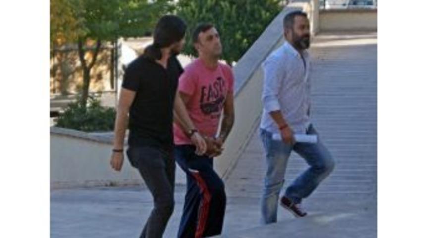 Marmaris&rsquo;te Lise &Ouml;n&uuml;nde Bonzai Operasyonu