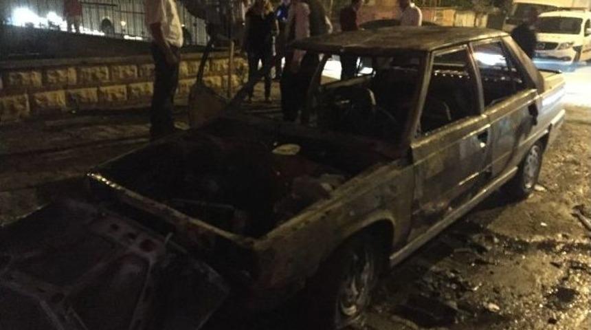 Adana&rsquo;da Ara&ccedil; Yangını