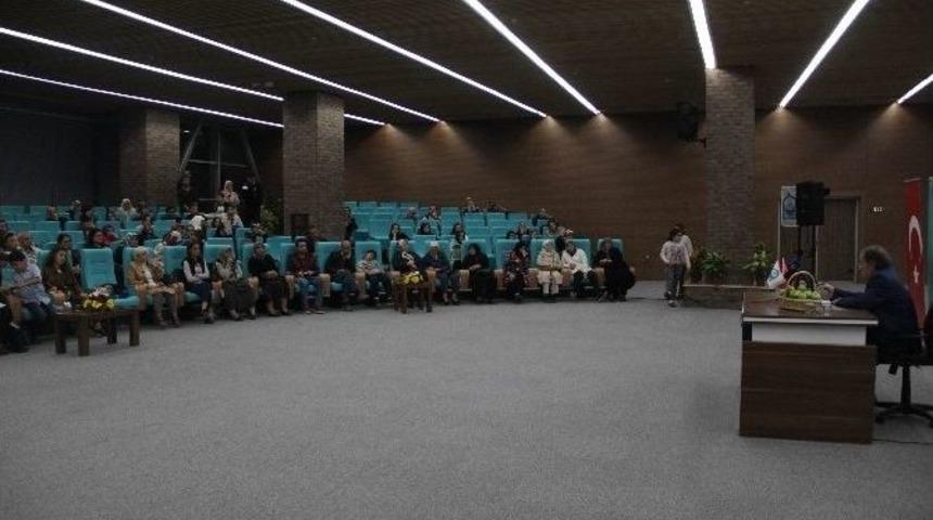 Prof. Dr. Sara&ccedil;oğlu Yıldırımlılara Şifalı Bitkileri Anlattı