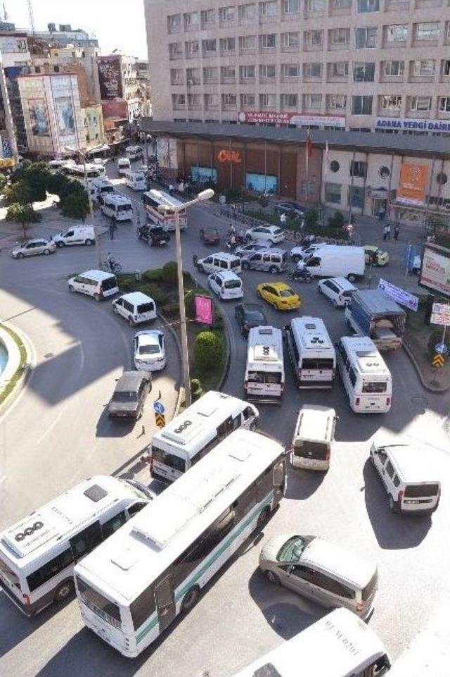 Adana’da 3 Kişiden 1’ine Araç Düşüyor