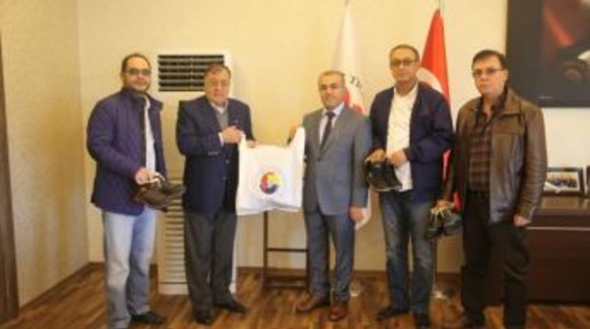 Ntso&rsquo;dan &Ouml;ğrencilere Ayakkabı Yardımı