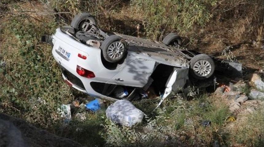 Yozgat&rsquo;ta Trafik Kazası: 3 Yaralı