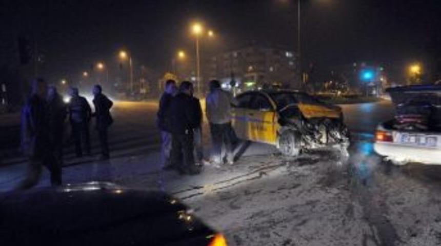 Bolu&rsquo;da Trafik Kazası: 1 Yaralı