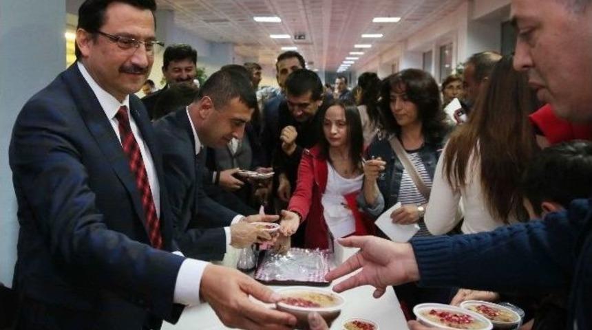 Başkan Ak&rsquo;tan Ke&ccedil;i&ouml;renlilere Aşure İkramı
