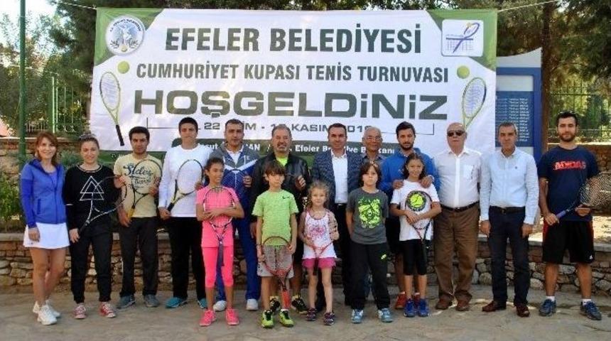 Efeler Belediyesi Cumhuriyet Kupası Tenis Turnuvası Başladı