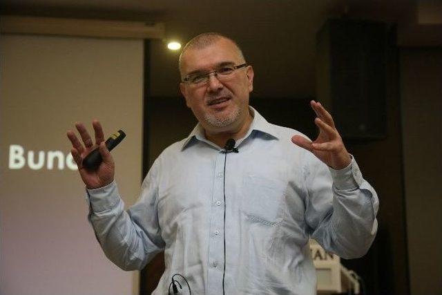 Daha Bilgili Personel, Daha Etkin Hizmet 1