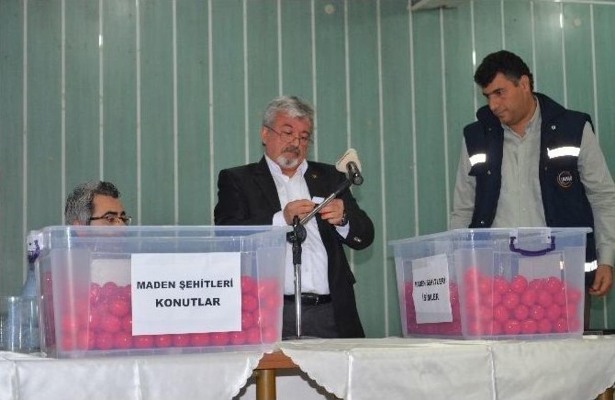 Soma&rsquo;da Faciada &Ouml;len Madencilerin Aileleri İ&ccedil;in Yapılan Konutların &Ccedil;ekilişleri Ger&ccedil;ekleştirildi