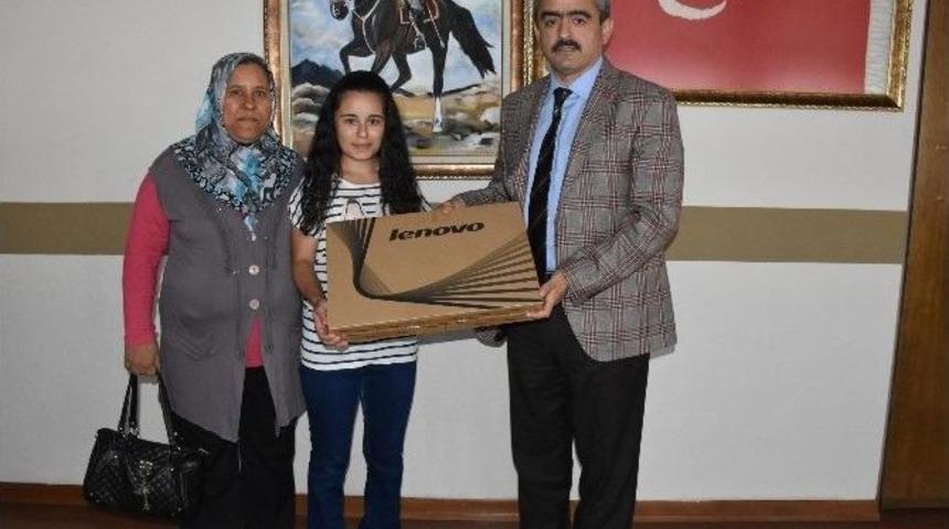 Gamze İstedi, Haluk Alıcık Kırmadı..