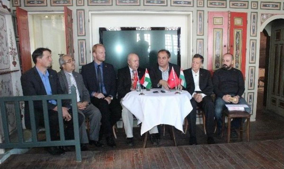 Tekirdağ&rsquo;da &ldquo;macar Ulusal G&uuml;n&uuml;&rdquo; Kutlandı