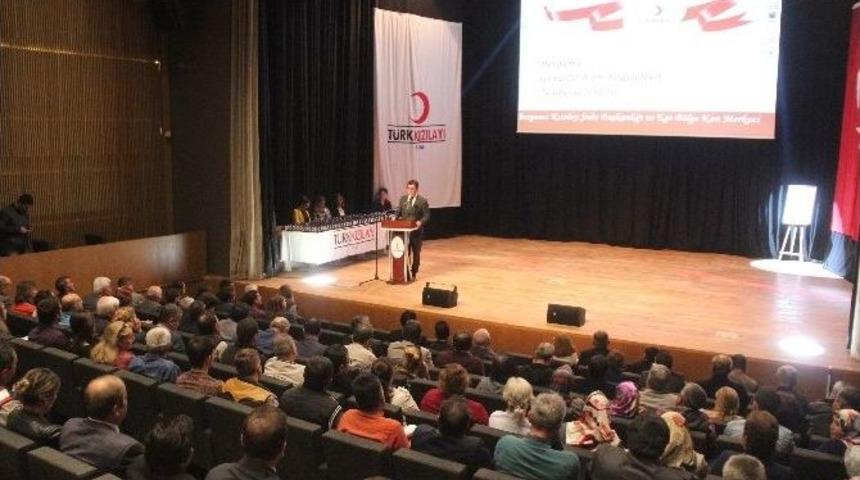 Kızılay&rsquo;dan Kan Bağışında Bulunan 343 G&ouml;n&uuml;ll&uuml;ye &Ouml;d&uuml;l