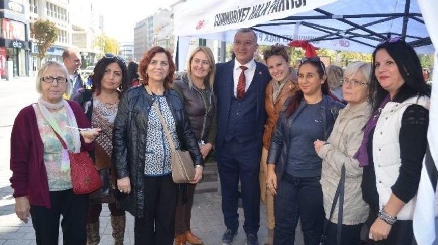 Eskişehir&rsquo;de 3 Bin Kişiye Aşure Dağıtıldı