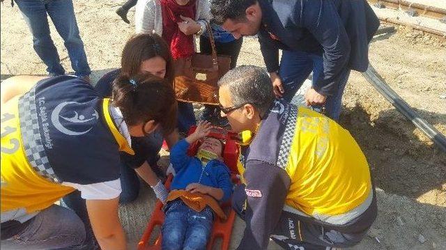Kazada Yaralanan 6 Yaşındaki Çocuk Gözyaşlarına Boğuldu