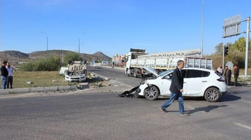 Tavşanlı&rsquo;da Trafik Kazası: 5 Yaralı