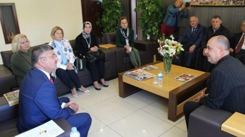 Bursalı Dernek Federasyonundan Başkan Akdoğan&rsquo;a Ziyaret