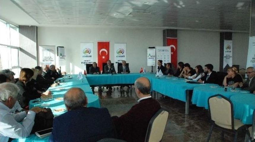 Tekstil Ve Hazır Giyim Çalıştayı Bilgilendirme Toplantısı Yapıldı