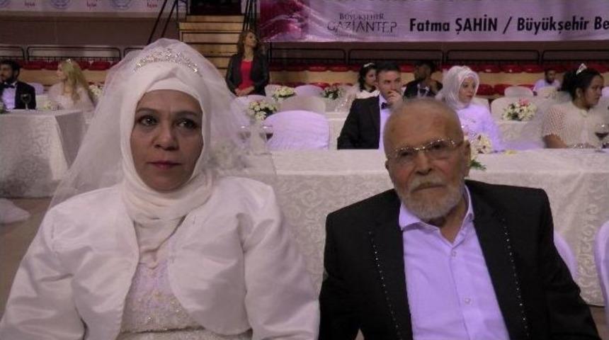 300 &Ccedil;ift Birden &rsquo;evet&rsquo; Dedi