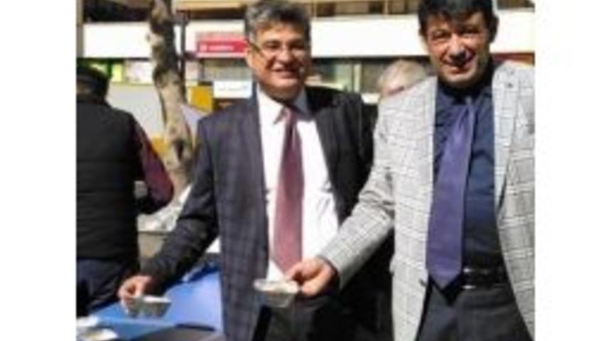 Mali M&uuml;şavirler Meslekte Dayanışma Derneğinden Aşure İkramı