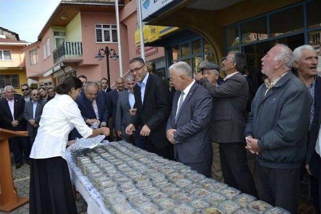 Gümeli Belediyesi Tarafından Aşure Etkinliği Düzenlendi