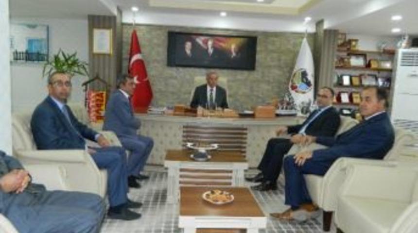 B&ouml;lge M&uuml;d&uuml;r&uuml; G&uuml;lşen&rsquo;den, Başkan Vahap K&uuml;&ccedil;&uuml;k&rsquo;e Ziyaret