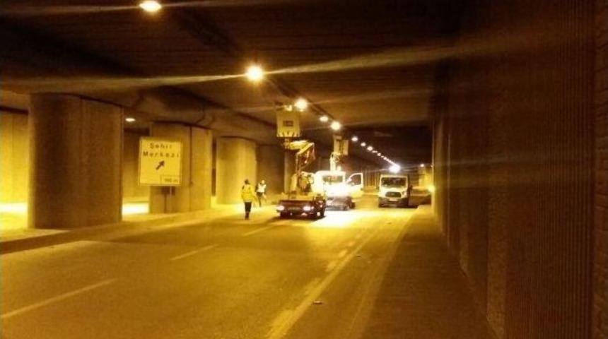 Seka T&uuml;neli Aydınlatmalarına Bakım Yapıldı