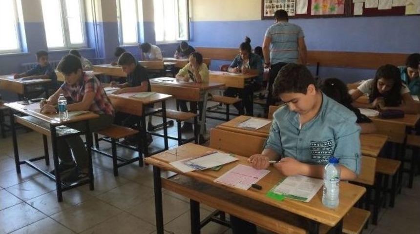 Silopi&rsquo;de &Ouml;ğrencilere Y&ouml;nelik Deneme Sınavı