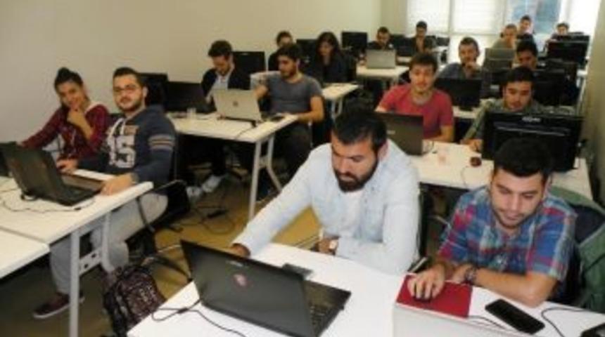 Mmo&rsquo;dan &Ouml;ğrencilere Tasarım Eğitimi