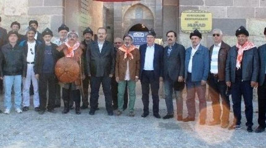 M&uuml;siad Konya Şubesi Tarihi Ticareti Canlandırdı