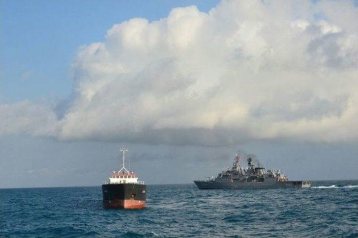 Yardım İsteyen 8 Personel, Gemiden Böyle Kurtarıldı G4