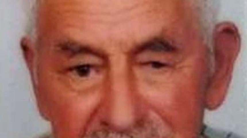 Yangını S&ouml;nd&uuml;rmek İsterken Yanarak Hayatını Kaybetti