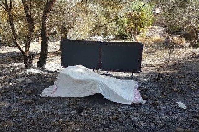 Yangını S&ouml;nd&uuml;rmek İsterken Yanarak Hayatını Kaybetti 3