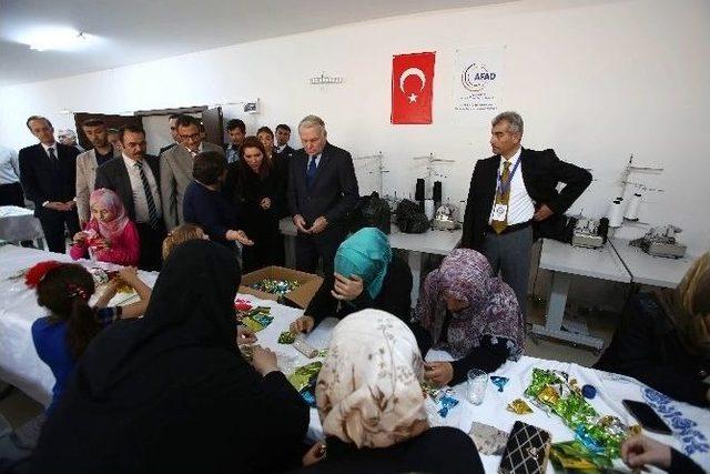 Fransa Dışişleri Bakanı Jean-marc Ayrault: 3