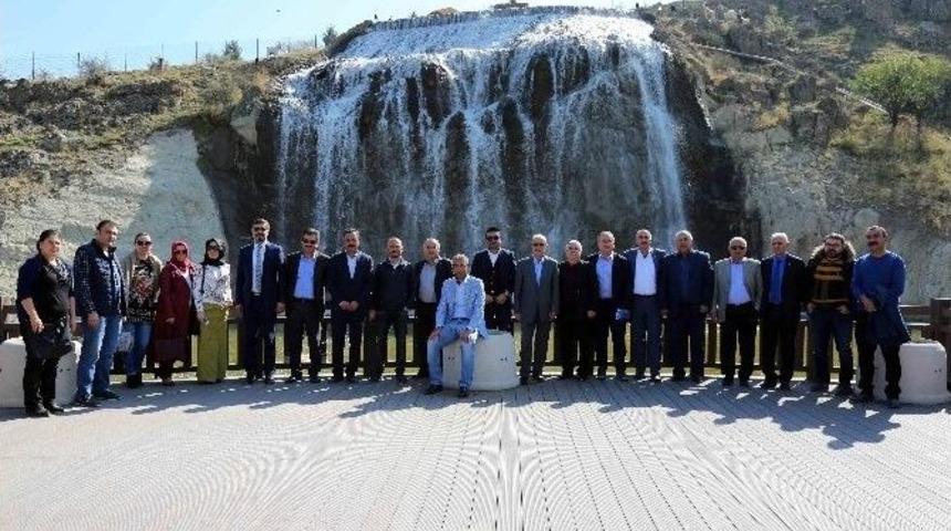 Ke&ccedil;i&ouml;ren Belediyesi Meclis &Uuml;yeleri Projeleri Yerinde İnceledi
