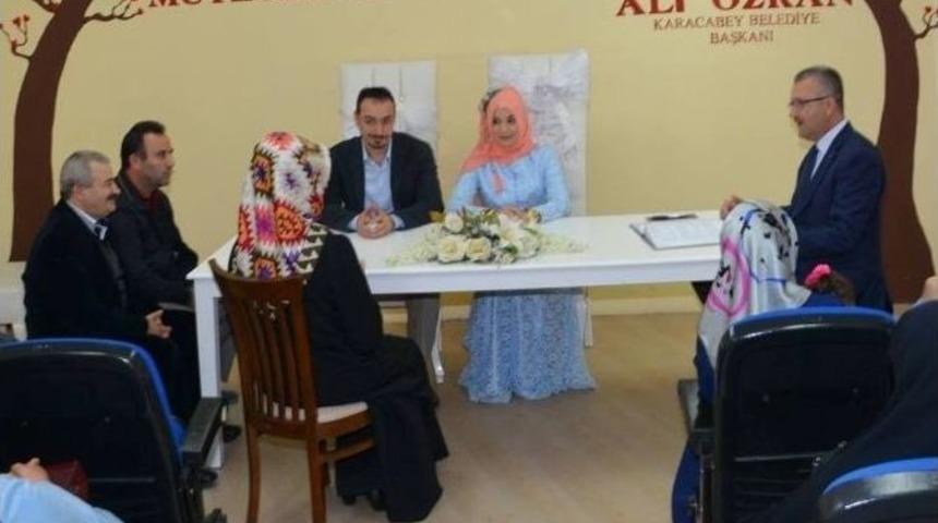İşaret Diliyle Nikah