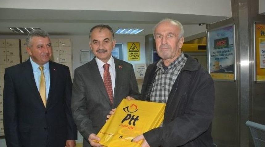 Ptt&rsquo;den 176&rsquo;ncı M&uuml;şteriye 176&rsquo;ncı Yıl Hediyesi