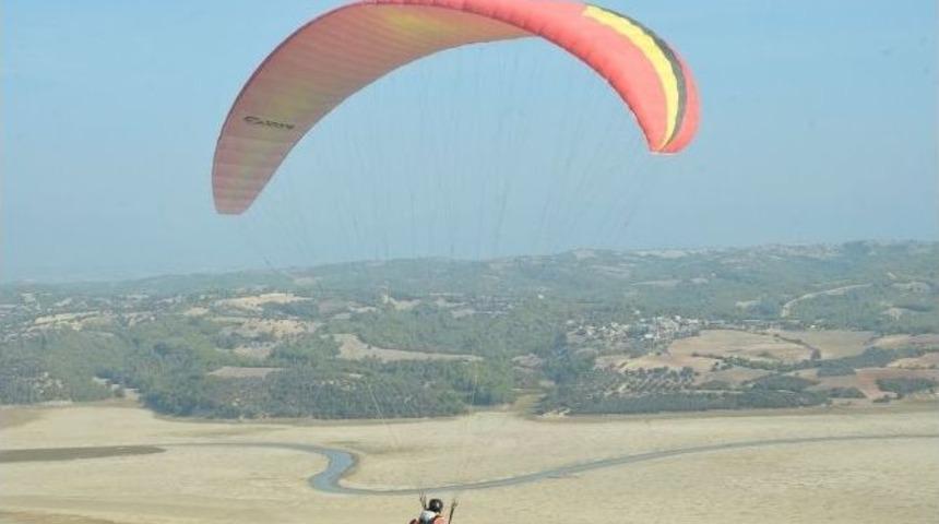 Adana Havacılık Ve Yama&ccedil; Paraş&uuml;t&uuml; Festivali