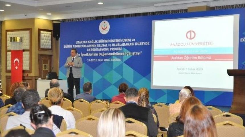 Sağlık Bakanlığı Ve Anadolu &Uuml;niversitesi Uzaktan Eğitim &Ccedil;alıştayı&rsquo;nda Bir Araya Geldi