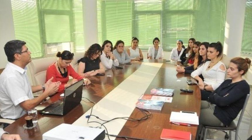 Dr. Karakan: "kariyeri Se&ccedil;en Kadınlarda Meme Kanseri Riski Artıyor"