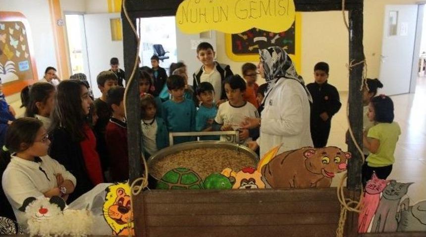 &Ccedil;ınar&rsquo;da Geleneksel Aşure Şenliği