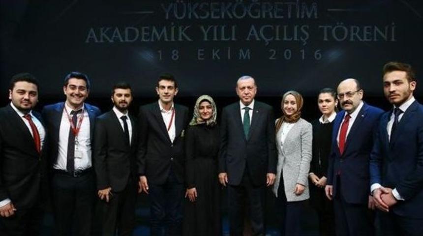 Et&uuml;, Cumhurbaşkanlığı K&uuml;lliyesinde