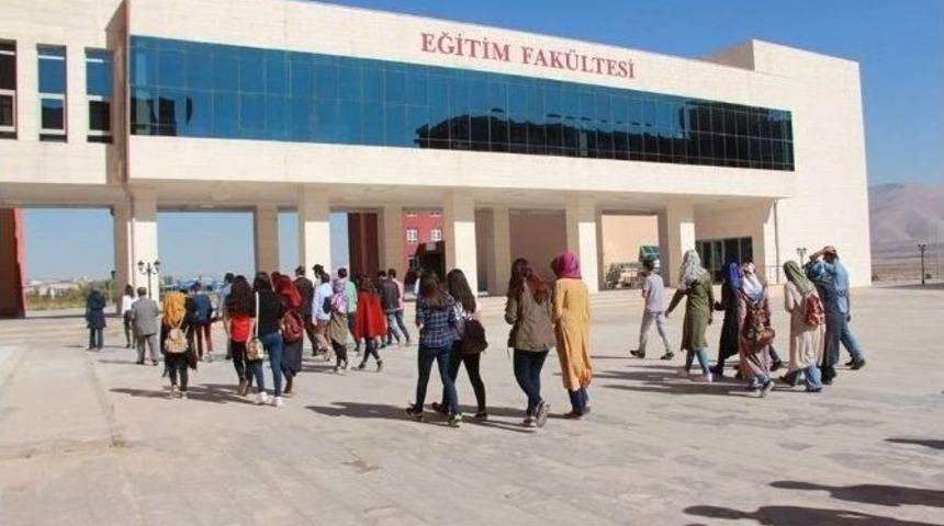 &Uuml;rg&uuml;pl&uuml; Lise &Ouml;ğrencilerden &Ouml;mer Halisdemir &Uuml;niversitesine Ziyaret