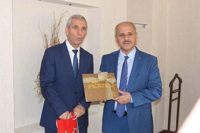 Ptt 176. Yıl D&ouml;n&uuml;m&uuml;n&uuml; Kutluyor 1