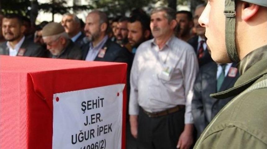 Şehit İpek&rsquo;i Son Yolcuğuna Binler Uğurlandı
