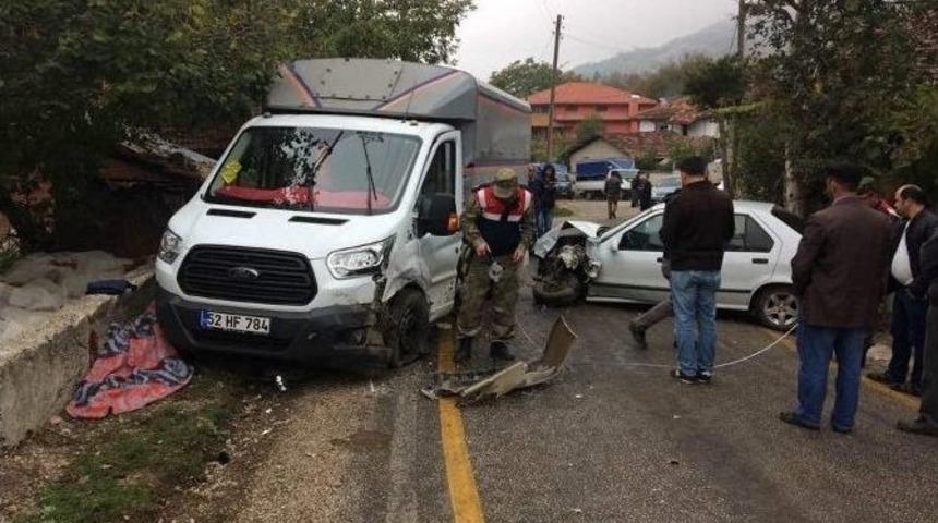 Tokat&rsquo;ta Trafik Kazası: 1 &Ouml;l&uuml;, 3 Yaralı