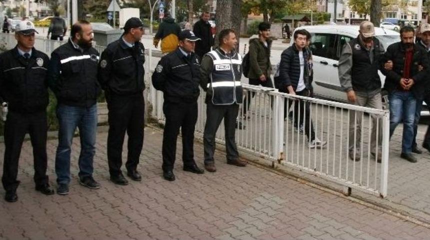 Hdp İl Başkanı Adliyeye Sevk Edildi