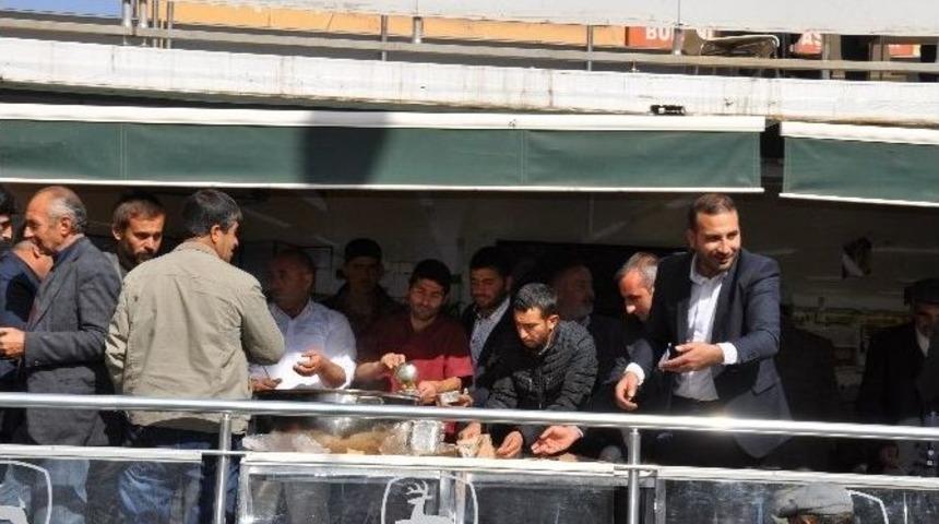 Bulanık&rsquo;ta Bin 500 Kişiye Aşure Dağıtıldı