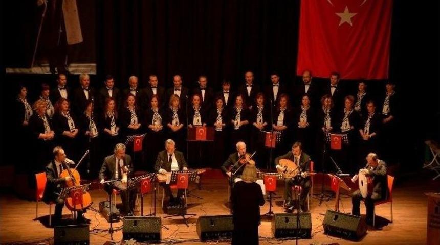 Tepebaşı&rsquo;ndan Ata&rsquo;ya Ve Cumhuriyete Saygı Konseri