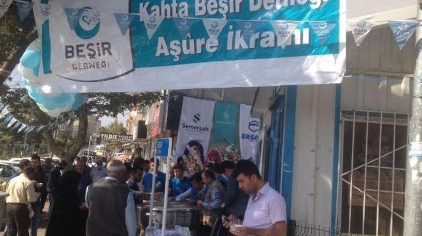 Kahta&rsquo;da Bin 500 Kişilik Aşure Dağıtıldı