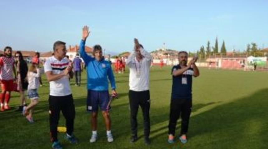 Ayvalıkg&uuml;c&uuml; Belediyespor&rsquo;da Teknik Direkt&ouml;r G&uuml;ra&ccedil;ar İstifa Etti