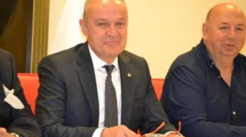 Ayvalık 12. Zeytin Hasat G&uuml;nlerinde Dr. Şaban Kızıldağ Fırtınası Yaşanacak